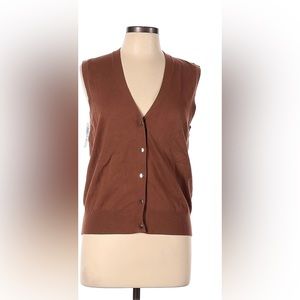 Aritzia - Babaton - NWT - Sweater Vest - L